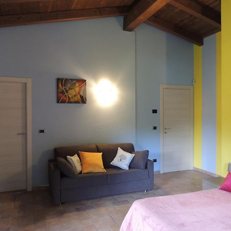 B&B Casa Bella Comba Vignolo Exterior photo