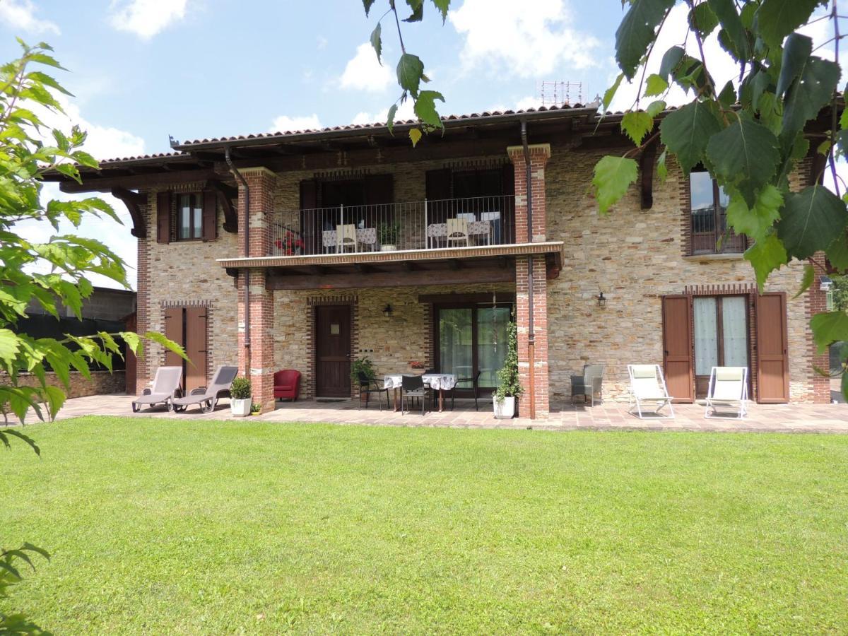 B&B Casa Bella Comba Vignolo Exterior photo